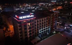 The Rest Port Nd Downtown